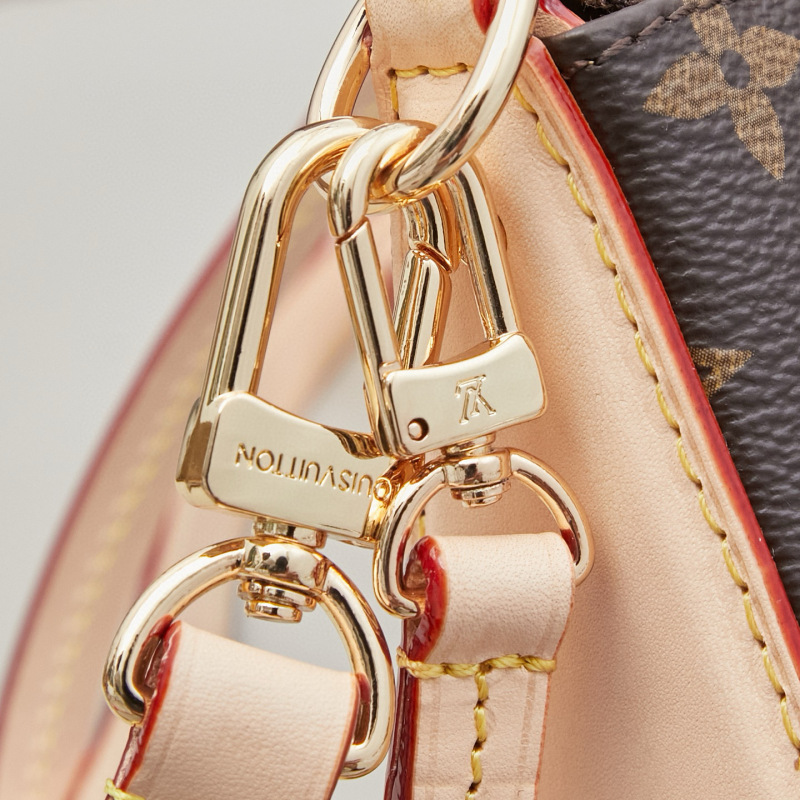 LV Pochette Tirette bag