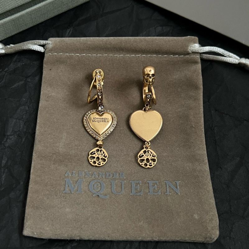 ALEXANDER MCQUEEN EARRING