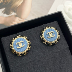 CHANEL EARRING