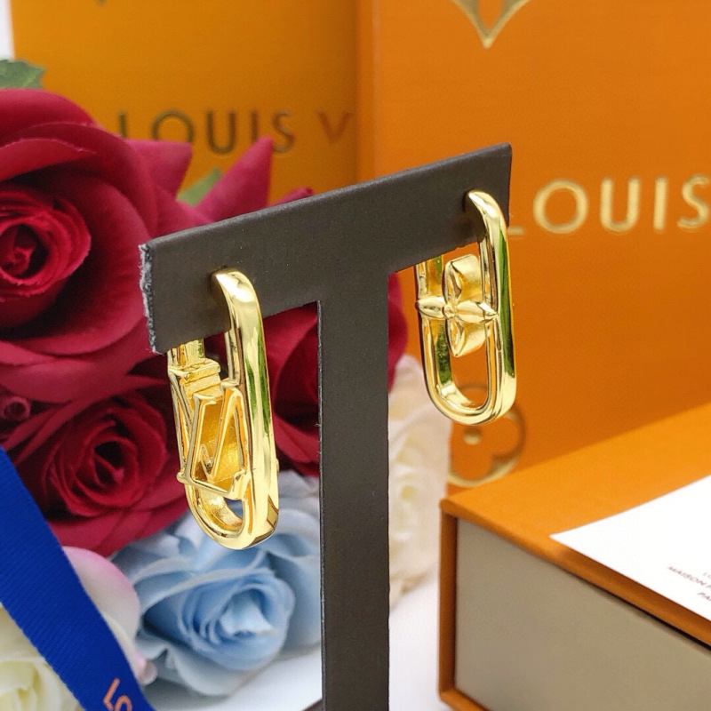 LV EARRING