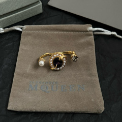 ALEXANDER MCQUEEN RING