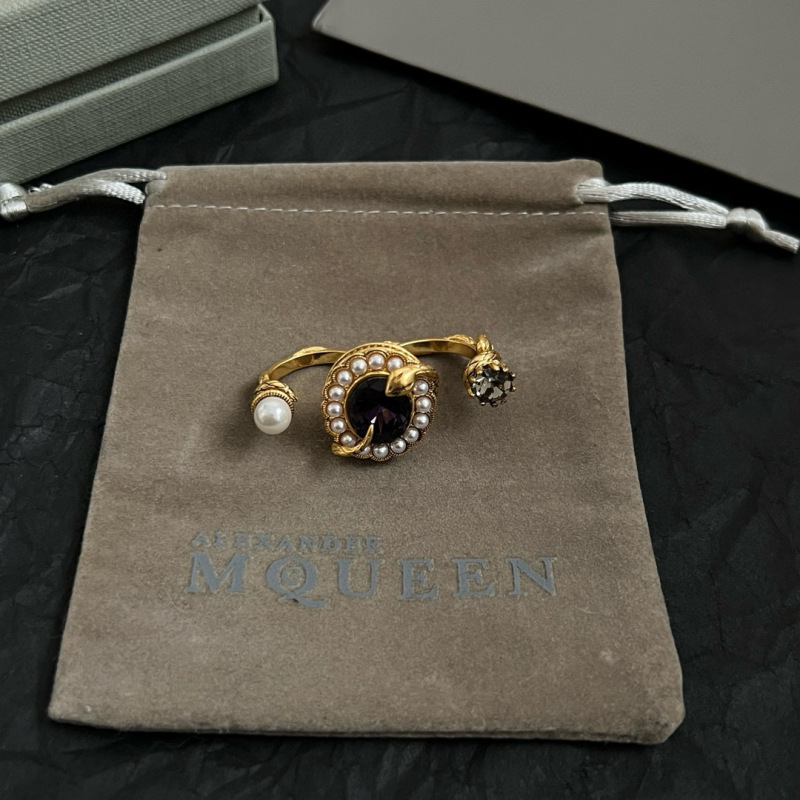 ALEXANDER MCQUEEN RING