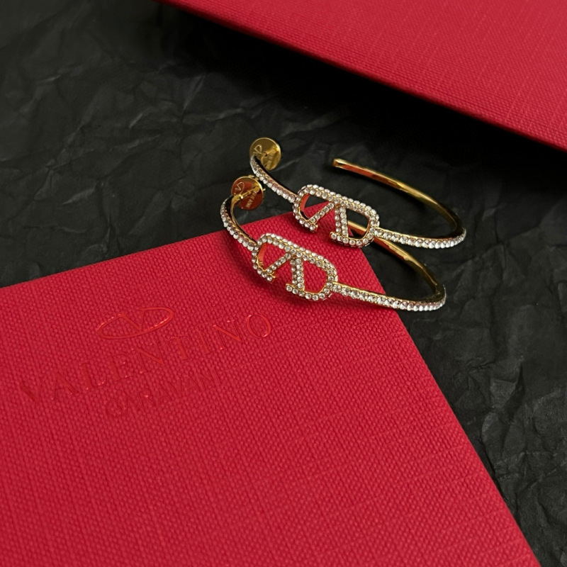 VALENTINO EARRING