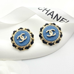 CHANEL EARRING