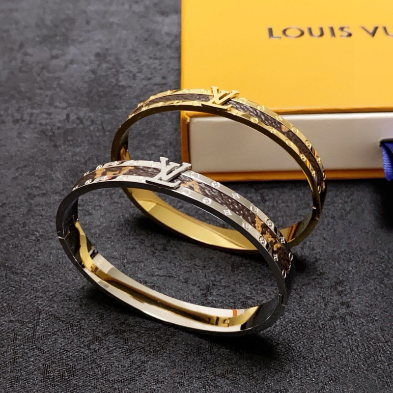 LV Bracelet