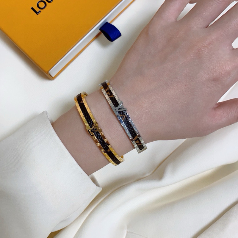 LV Bracelet
