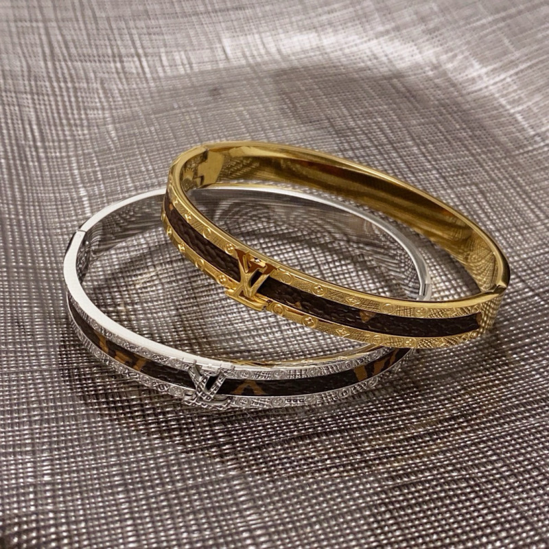 LV Bracelet