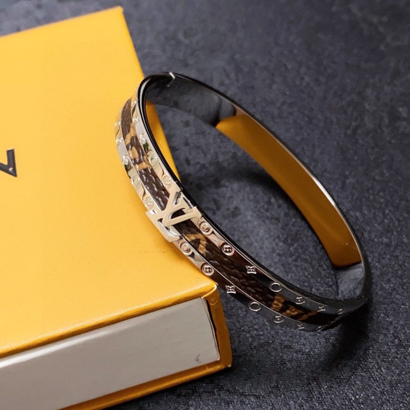 LV Bracelet