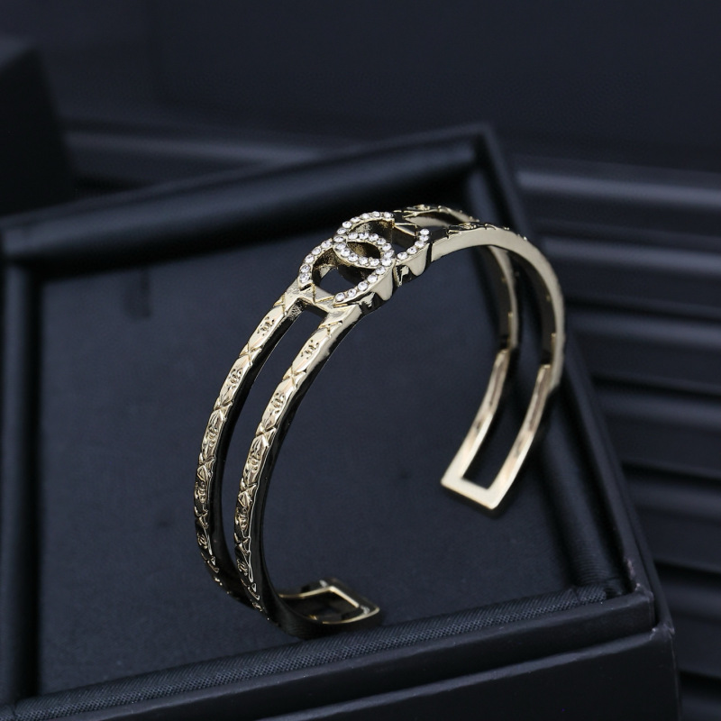 CHANEL Bracelet