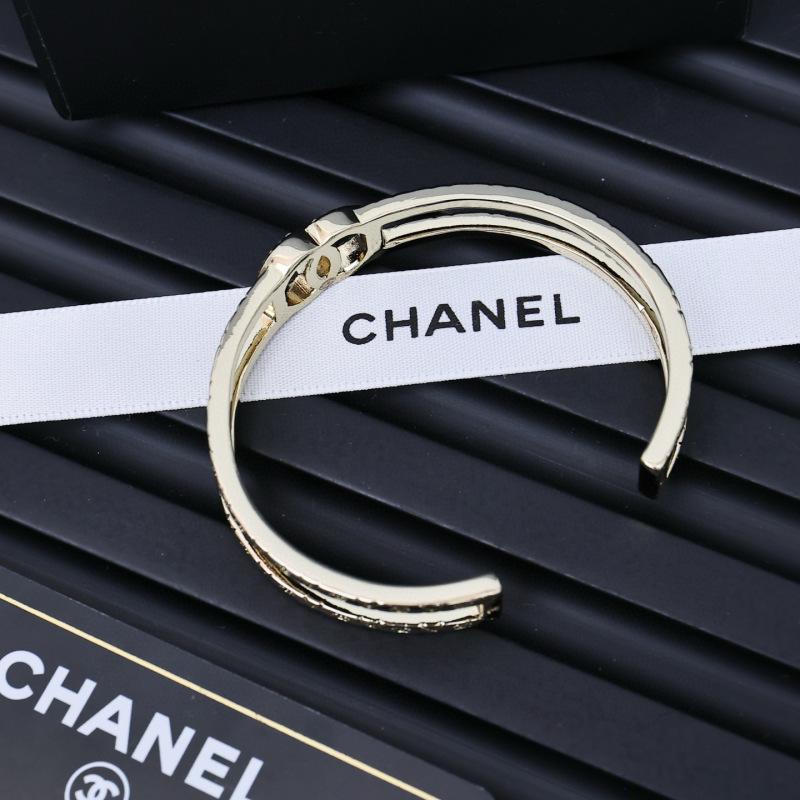 CHANEL Bracelet