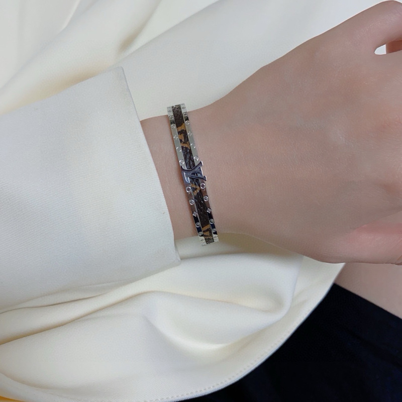 LV Bracelet