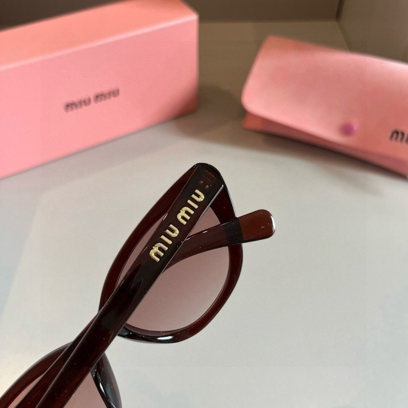 MIUMIU Women's Fashion Sunglasses