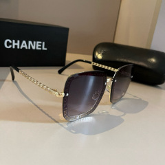 CHANEL Women's Fashion Sunglasses
