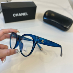 CHANEL Women's Fashion Sunglasses