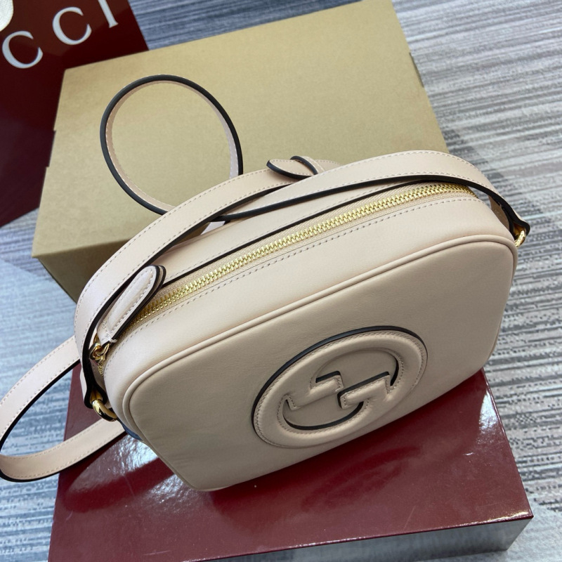 GUCCI BLONDIE SMALL SHOULDER BAG