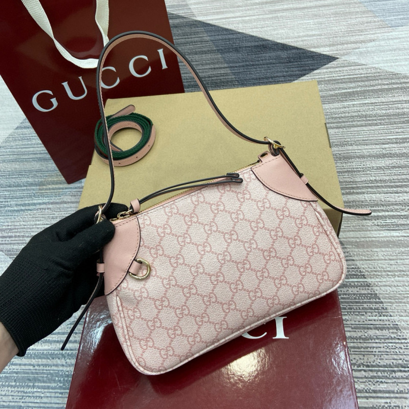 GG EMBLEM SMALL SHOULDER BAG