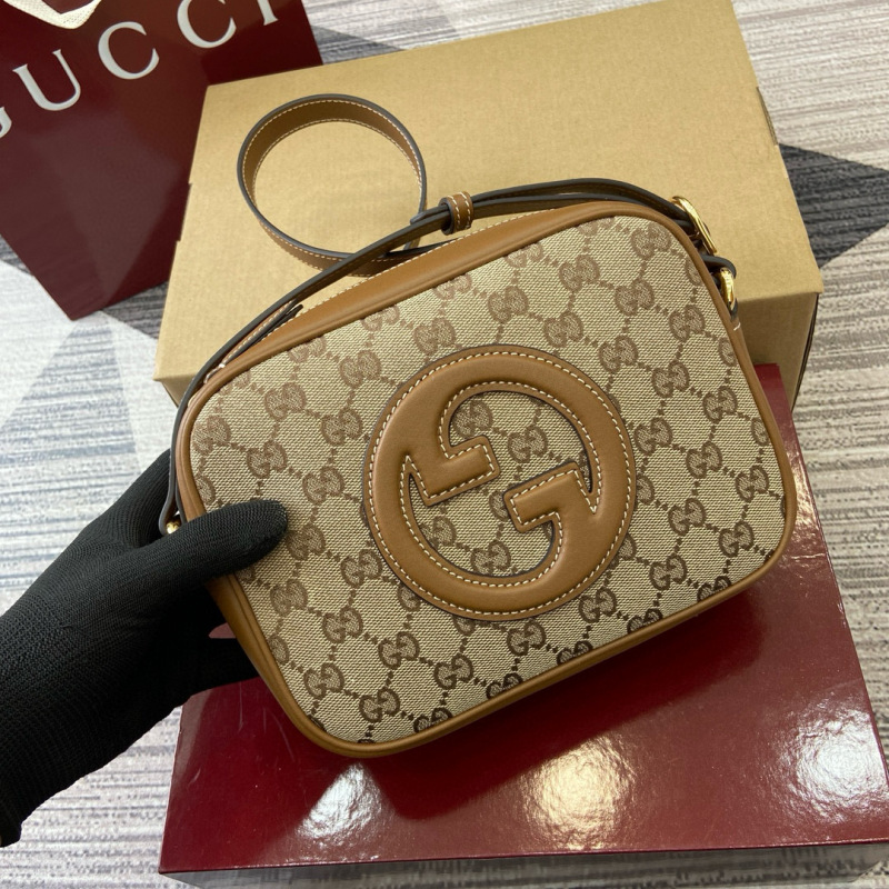 GUCCI BLONDIE SMALL SHOULDER BAG