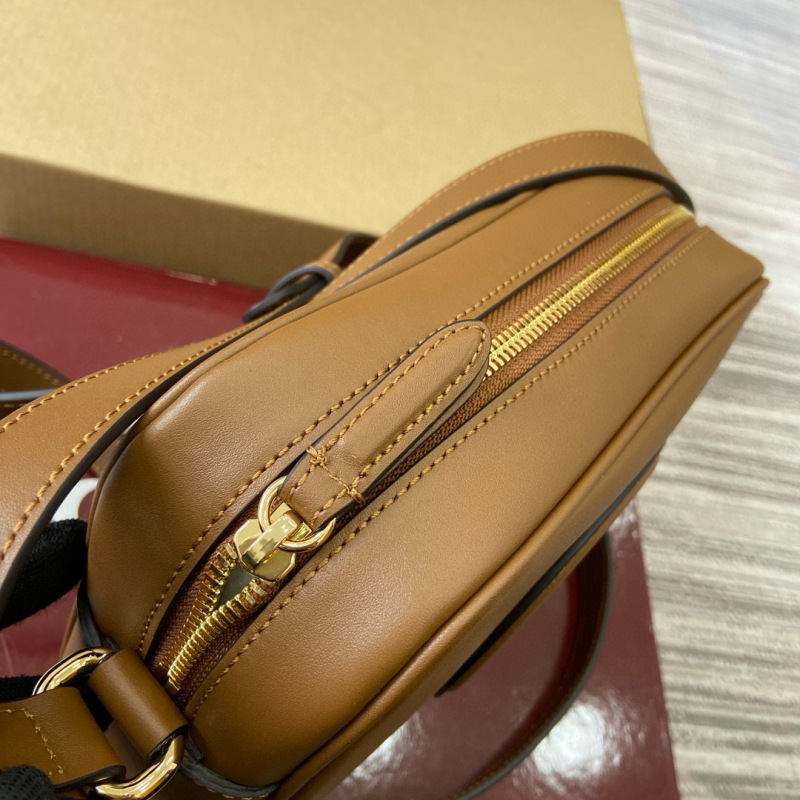 GUCCI BLONDIE SMALL SHOULDER BAG