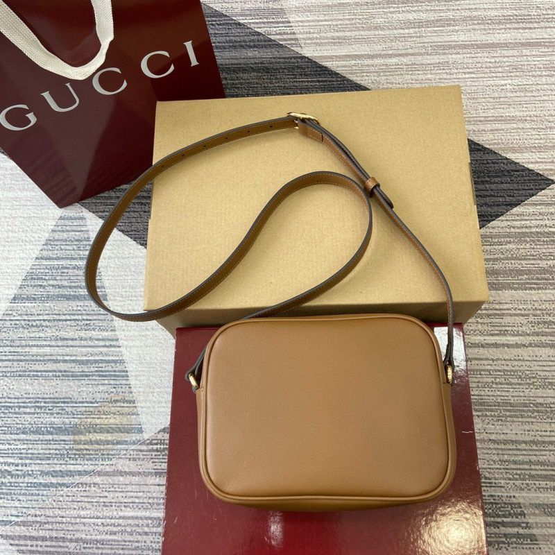 GUCCI BLONDIE SMALL SHOULDER BAG