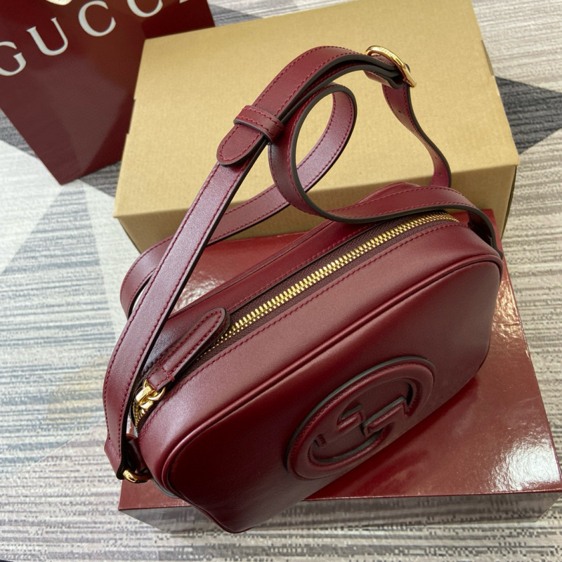 GUCCI BLONDIE SMALL SHOULDER BAG