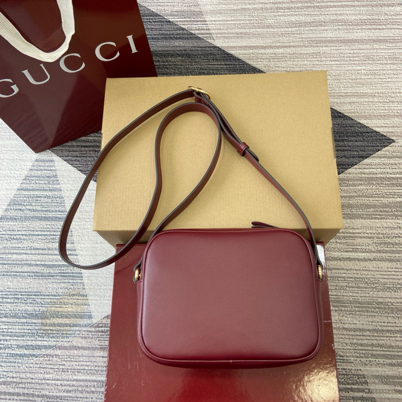 GUCCI BLONDIE SMALL SHOULDER BAG