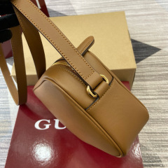 GUCCI BLONDIE SMALL SHOULDER BAG