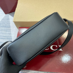 GUCCI BLONDIE SMALL SHOULDER BAG