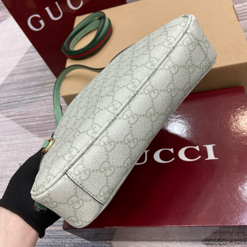 GG EMBLEM SMALL SHOULDER BAG