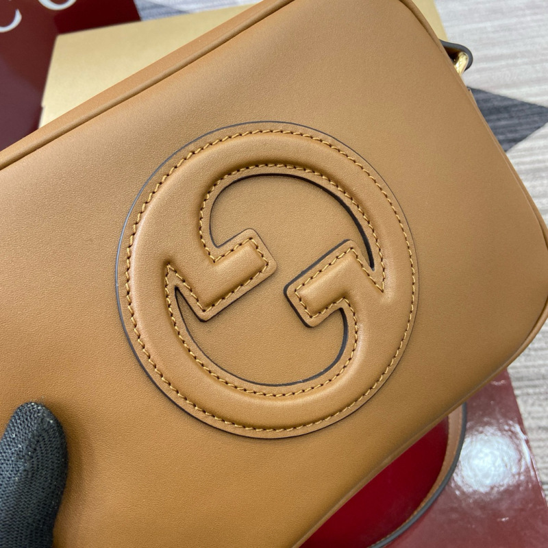 GUCCI BLONDIE SMALL SHOULDER BAG