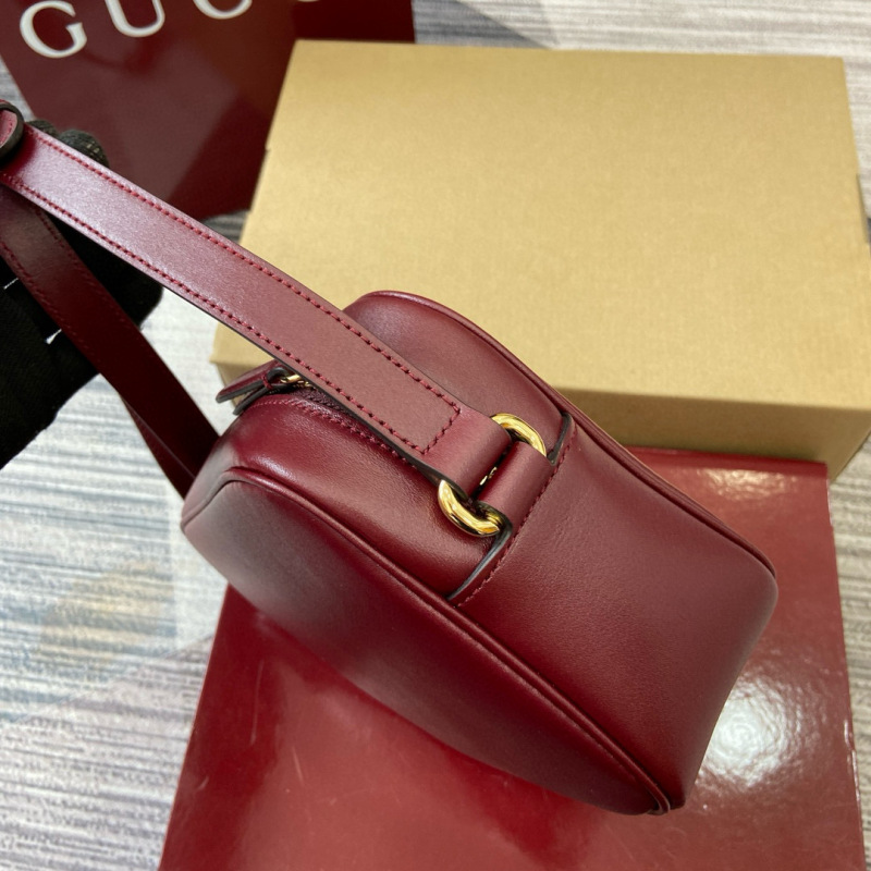 GUCCI BLONDIE SMALL SHOULDER BAG