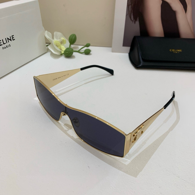 CHANEL Women's & Men's Sunglasses