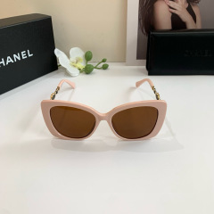 CHANEL Women's Fashion Sunglasses
