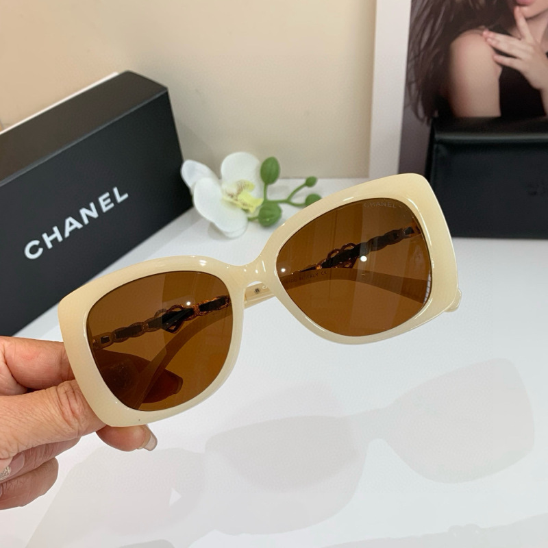 CHANEL Women's Fashion Sunglasses