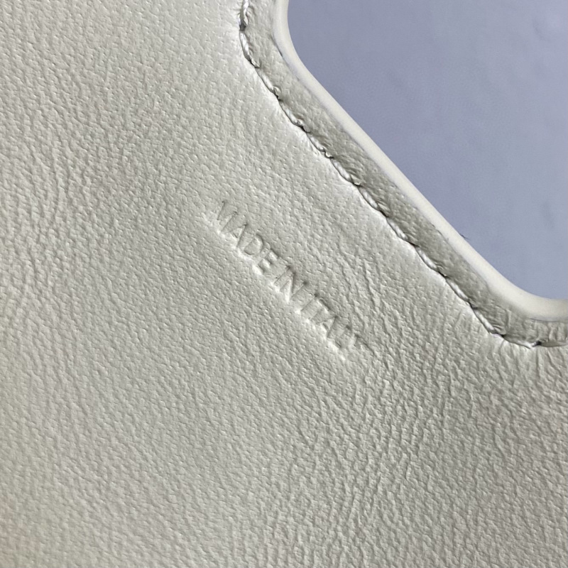 CELINE SMALL CAMILLE 16 SOFT BAG