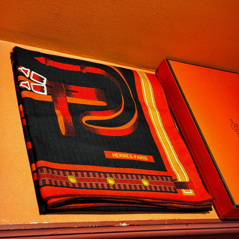 HERMES Velvet Scarf