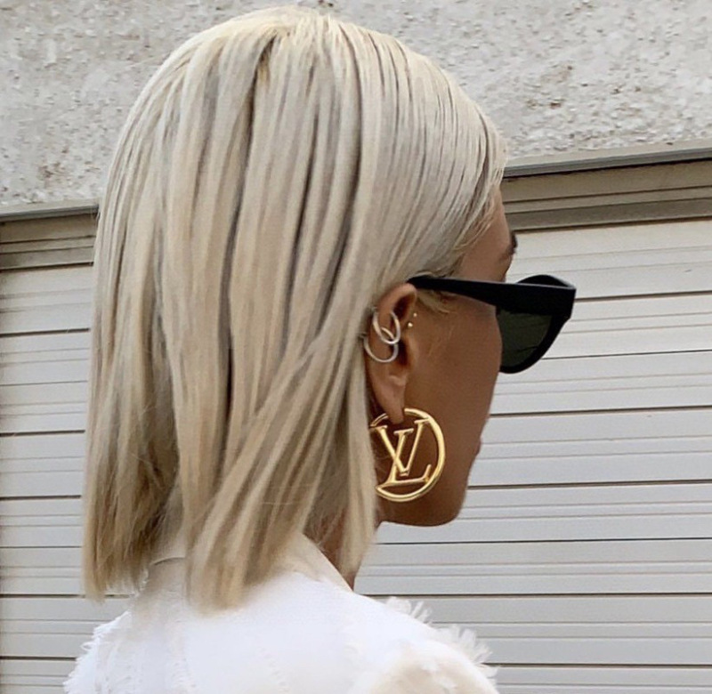 LV EARRING