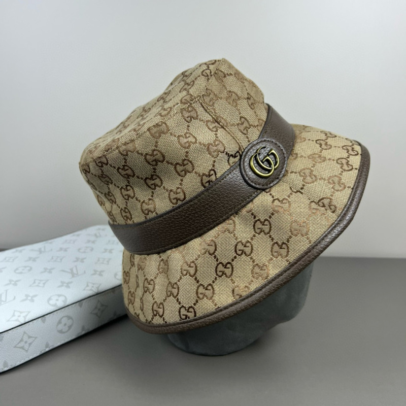 GUCCI BUCKET HAT