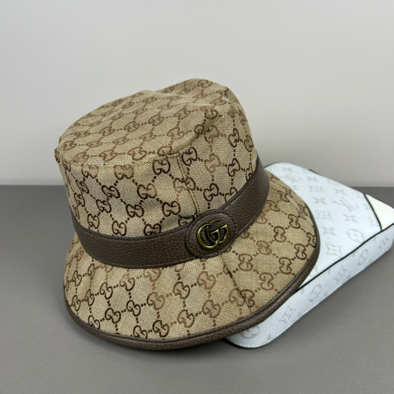 GUCCI BUCKET HAT