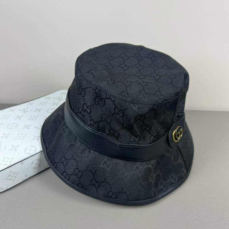 GUCCI BUCKET HAT