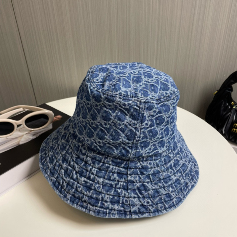 DIOR BUCKET HAT