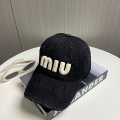 MIUMIU baseball cap