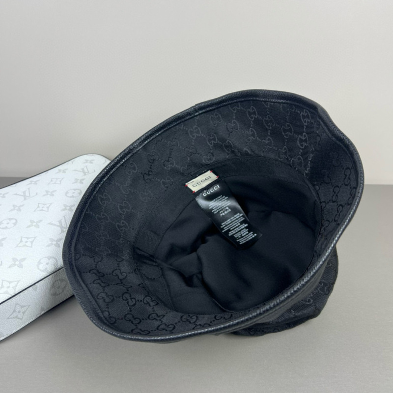 GUCCI BUCKET HAT