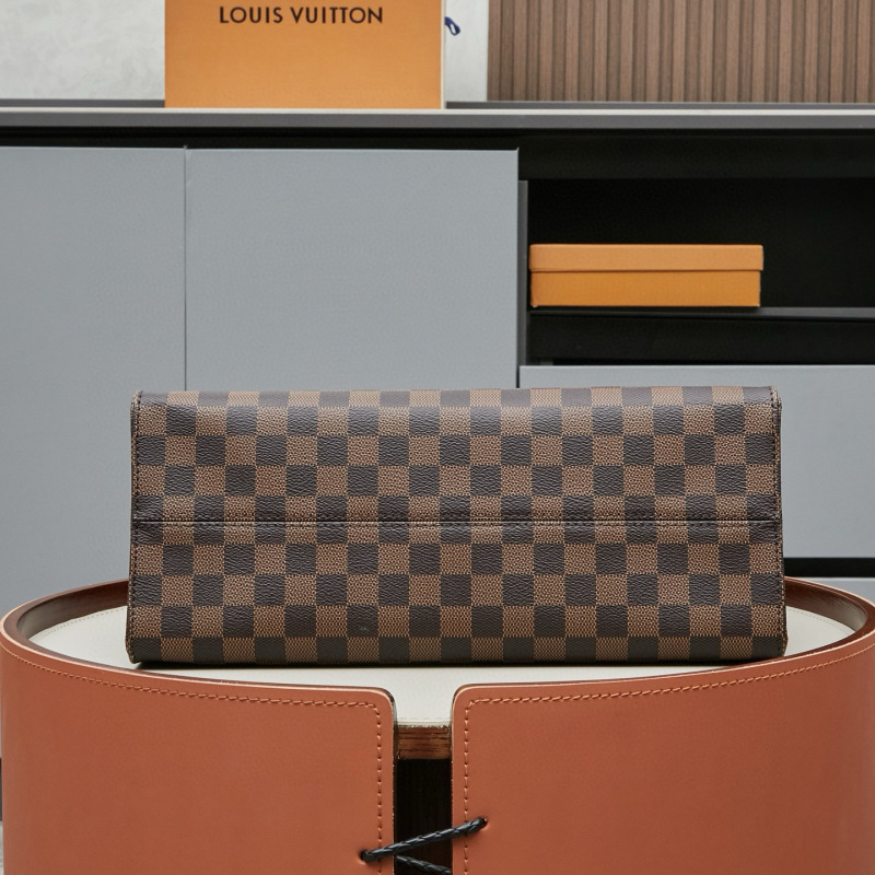 LV OnTheGo MM Tote Bag