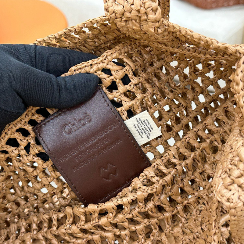 Chloé Summer Banana Tote Bag In Raffia