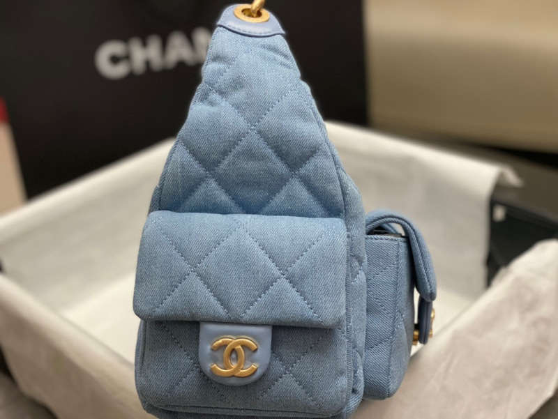 CHANEL 25C Hobo Bag