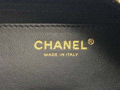 CHANEL 25C Hobo Medium Bag