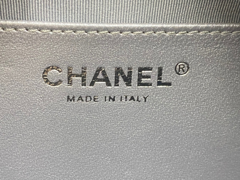 CHANEL 25C Hobo Bag
