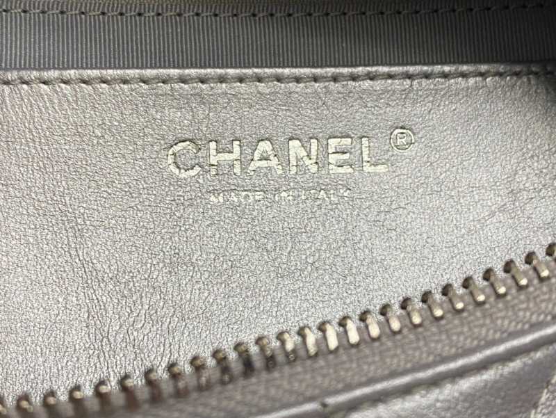 CHANEL 25C Hobo Medium Bag