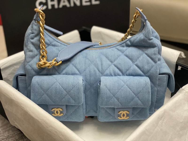 CHANEL 25C Hobo Bag