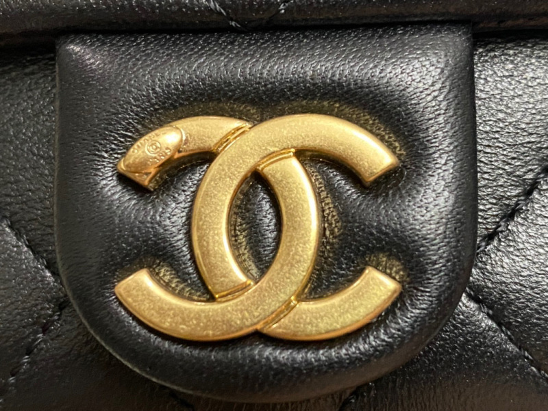 CHANEL 25C Hobo Medium Bag